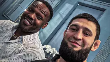 Джон Джонс высоко оценил перспективы Чимаева в тяжелом весе UFC