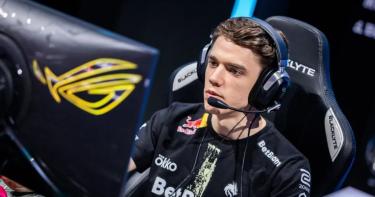 Team Spirit уверенно стартовала в новом сезоне CS2