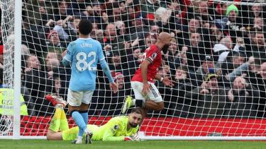 «Манчестер Юнайтед» уверенно обыграл «Манчестер Сити» в первом матче после отставки Аморима