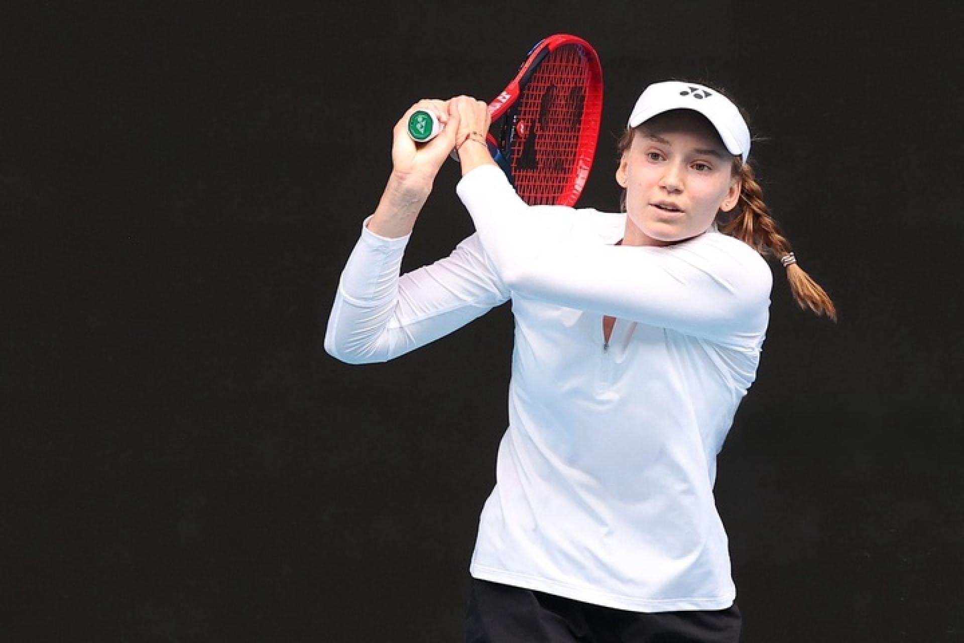 Рыбакина не оставила шансов француженке во втором круге Australian Open