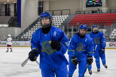 Казахстан разгромил Турцию и лидирует на ЧМ по хоккею U18