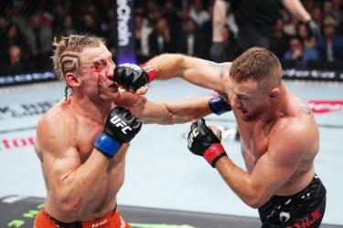 Гэтжи стал временным чемпионом UFC и вошел в историю