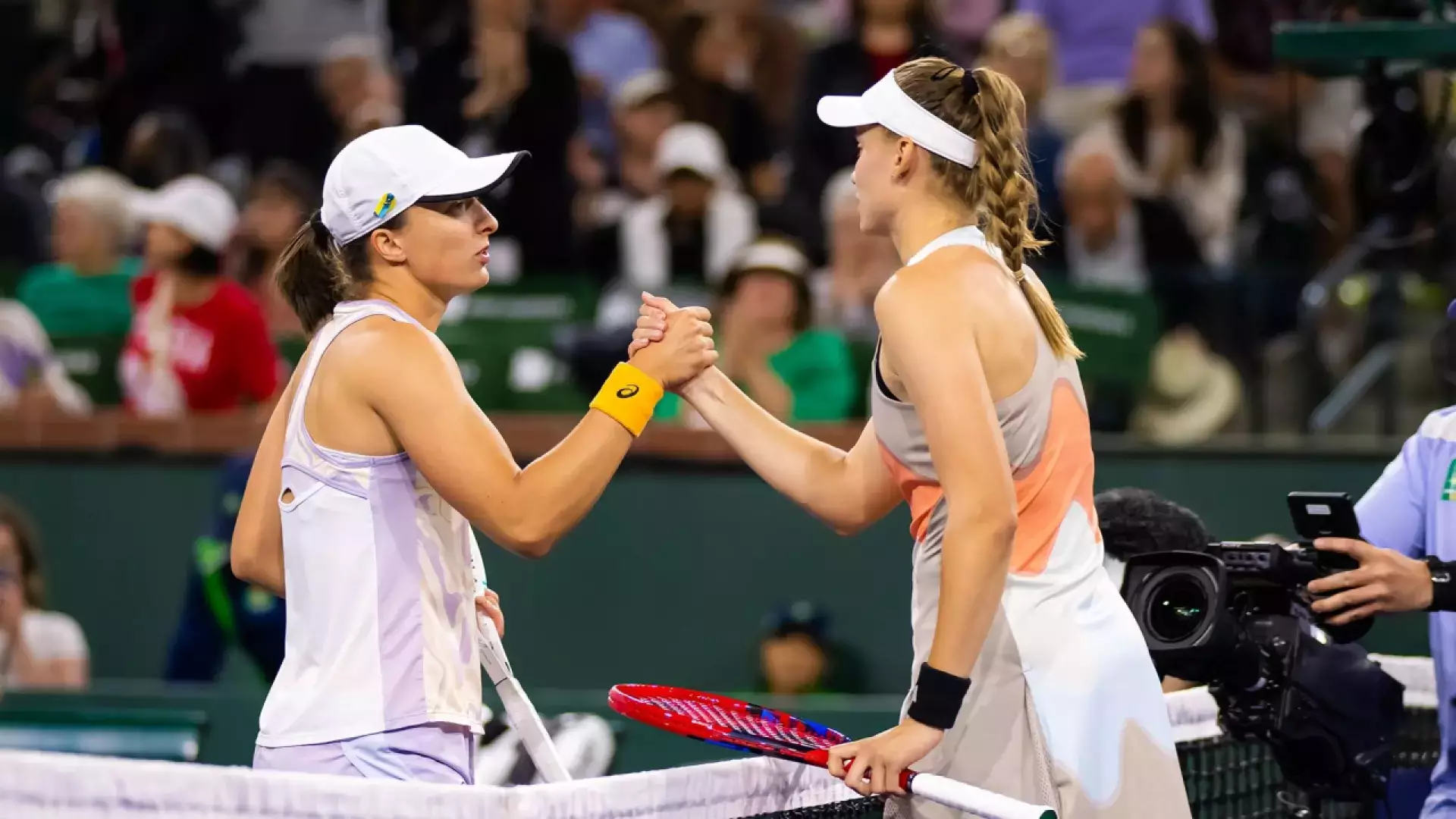 "Ее теннис великолепен": топовая теннисистка оценила форму Рыбакиной