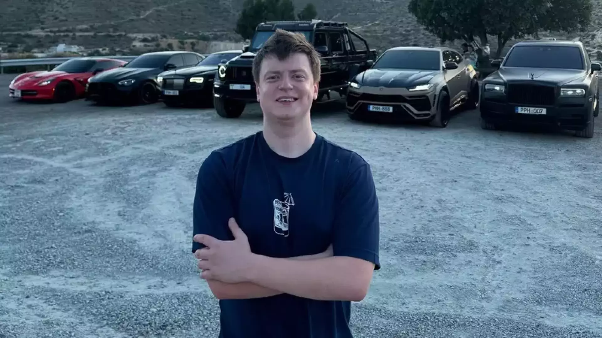 У Mellstroy украли аккаунт Steam с инвентарем на $300 тысяч и отдали обратно