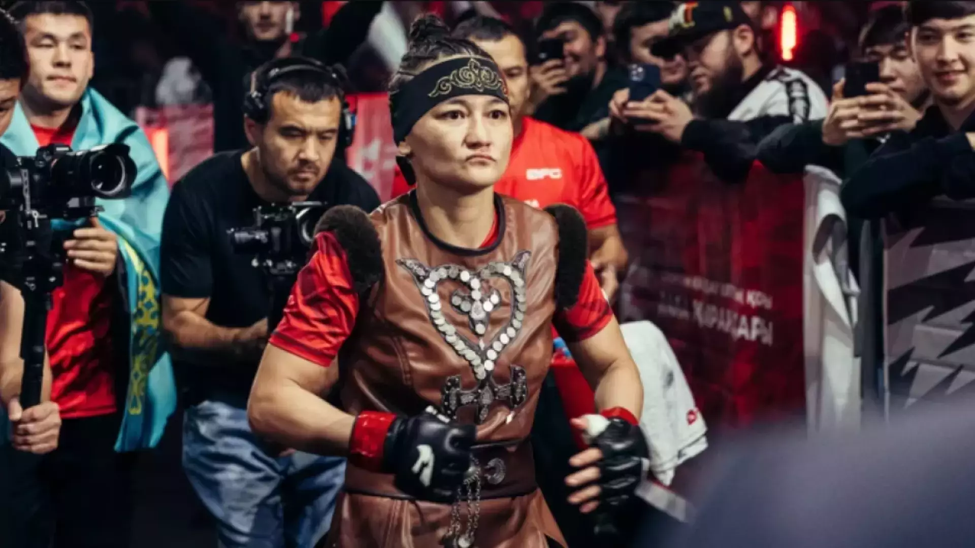 Казахстанка уступила нокаутом в титульном бою в США