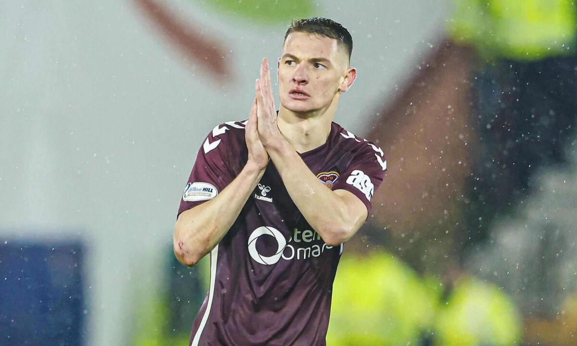 Чесноков впервые вышел в стартовом составе «Хартса»