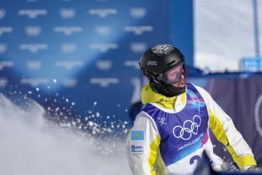 Павел Колмаков не смог пробиться в топ-10 на ОИ-2026