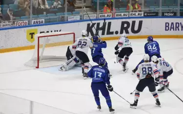 «Барыс» одержал победу над «Ладой» в матче с 8 шайбами