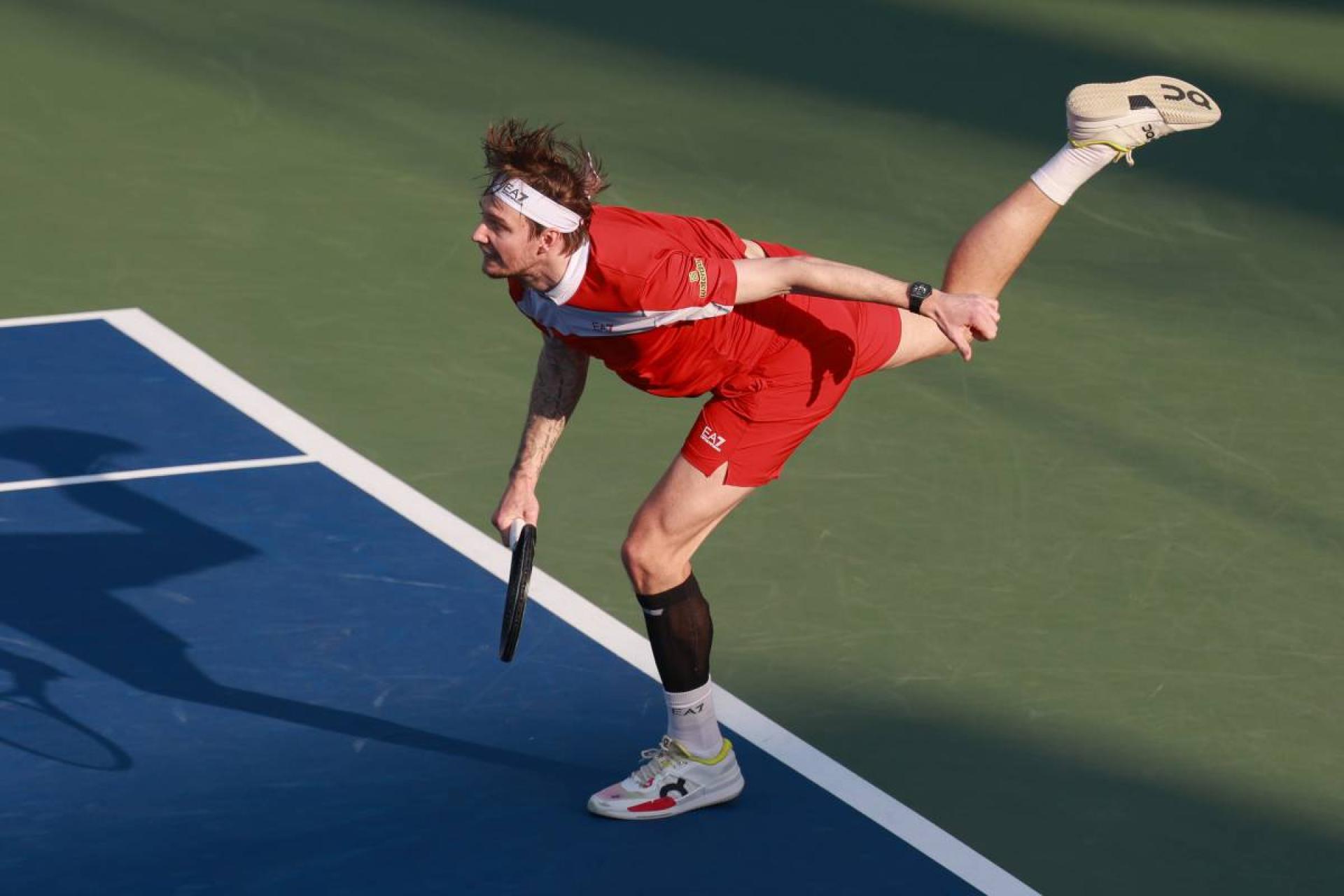 Бублик одержал непростую победу на «Мастерсе» в Индиан-Уэллсе