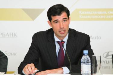 Олигарх из Forbes хочет купить хоккейный клуб в Казахстане