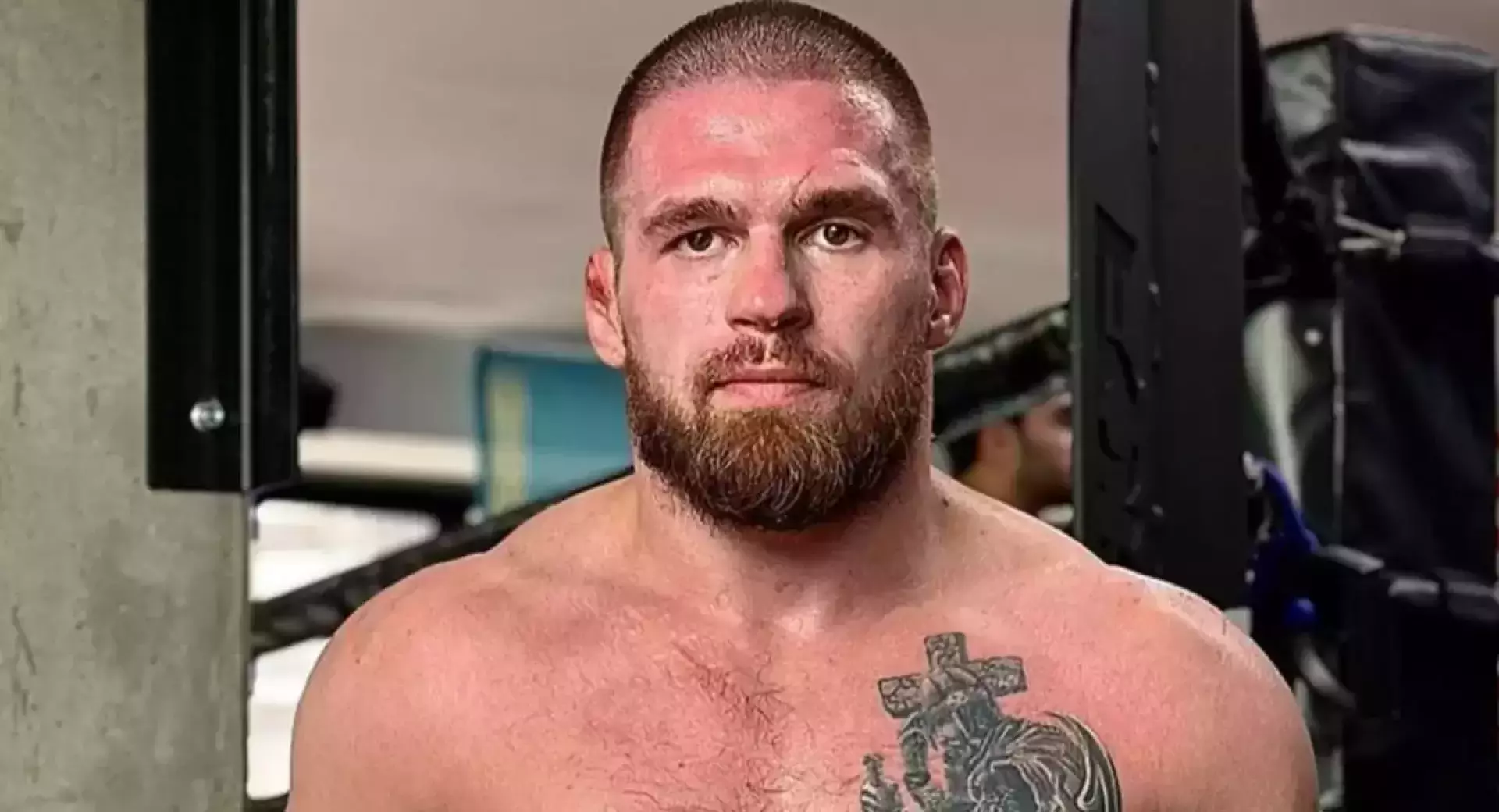 Казахстанский боец попал в жесткое ДТП в Таиланде