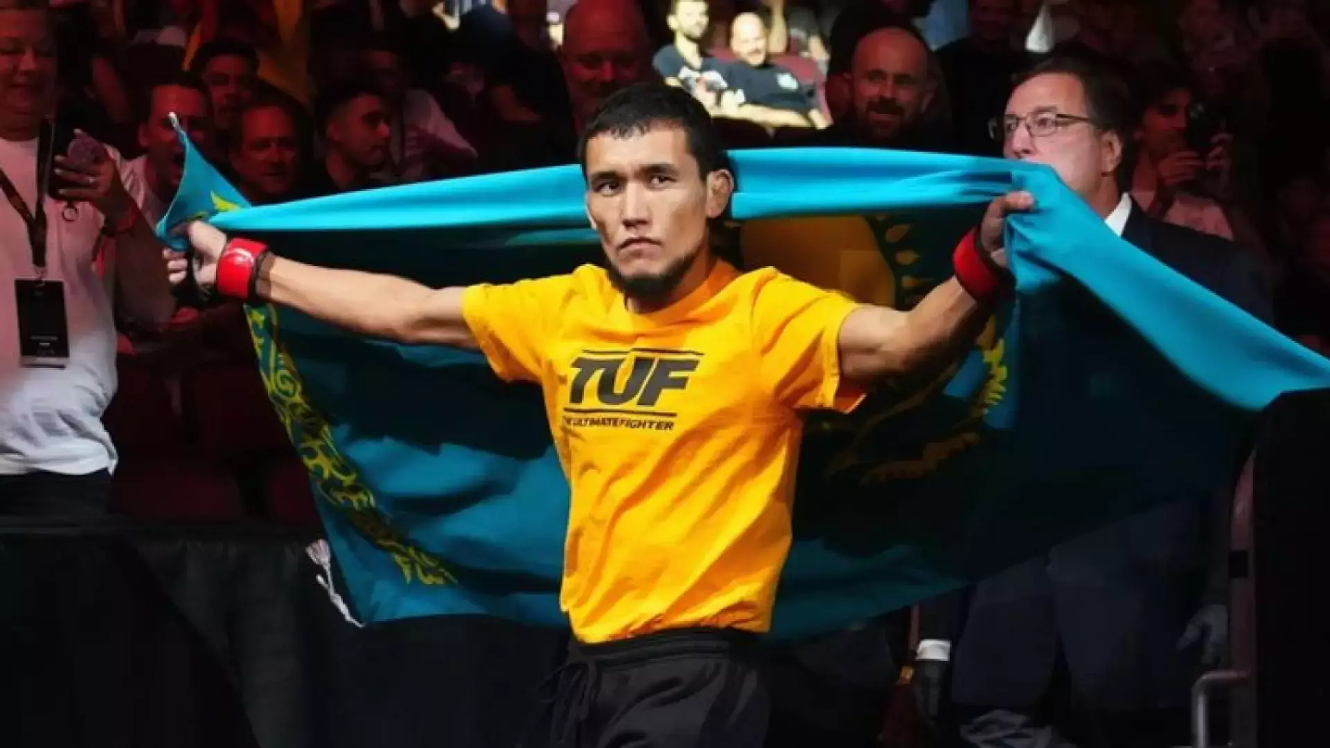 Алиби Идирис выступил с заявлением после допинг-скандала в UFC