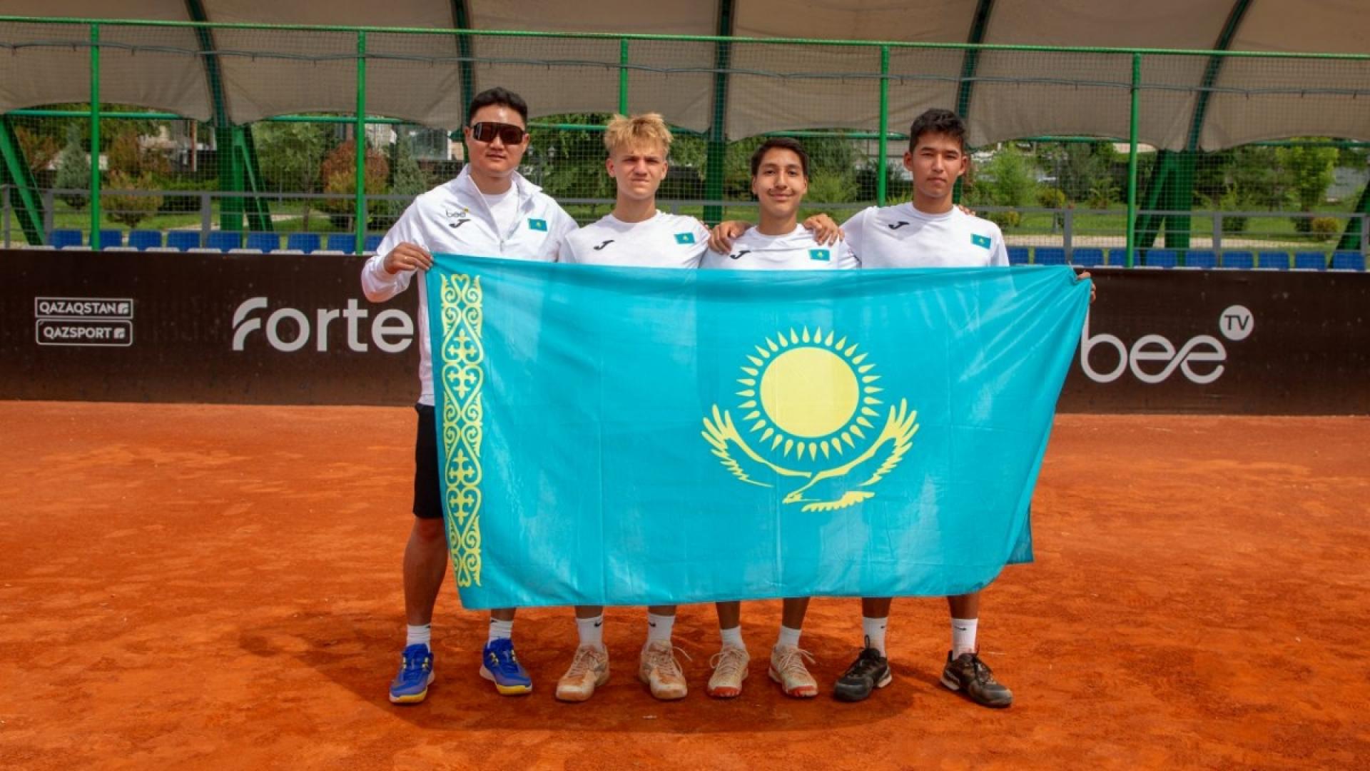 Сборная Казахстана по теннису завоевала серебро на отборе Junior Davis Cup в Шымкенте