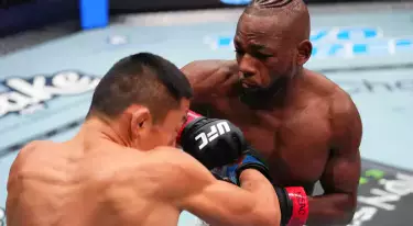 Сокрушительный нокаут в UFC изменил расклады в дивизионе Алмабаева