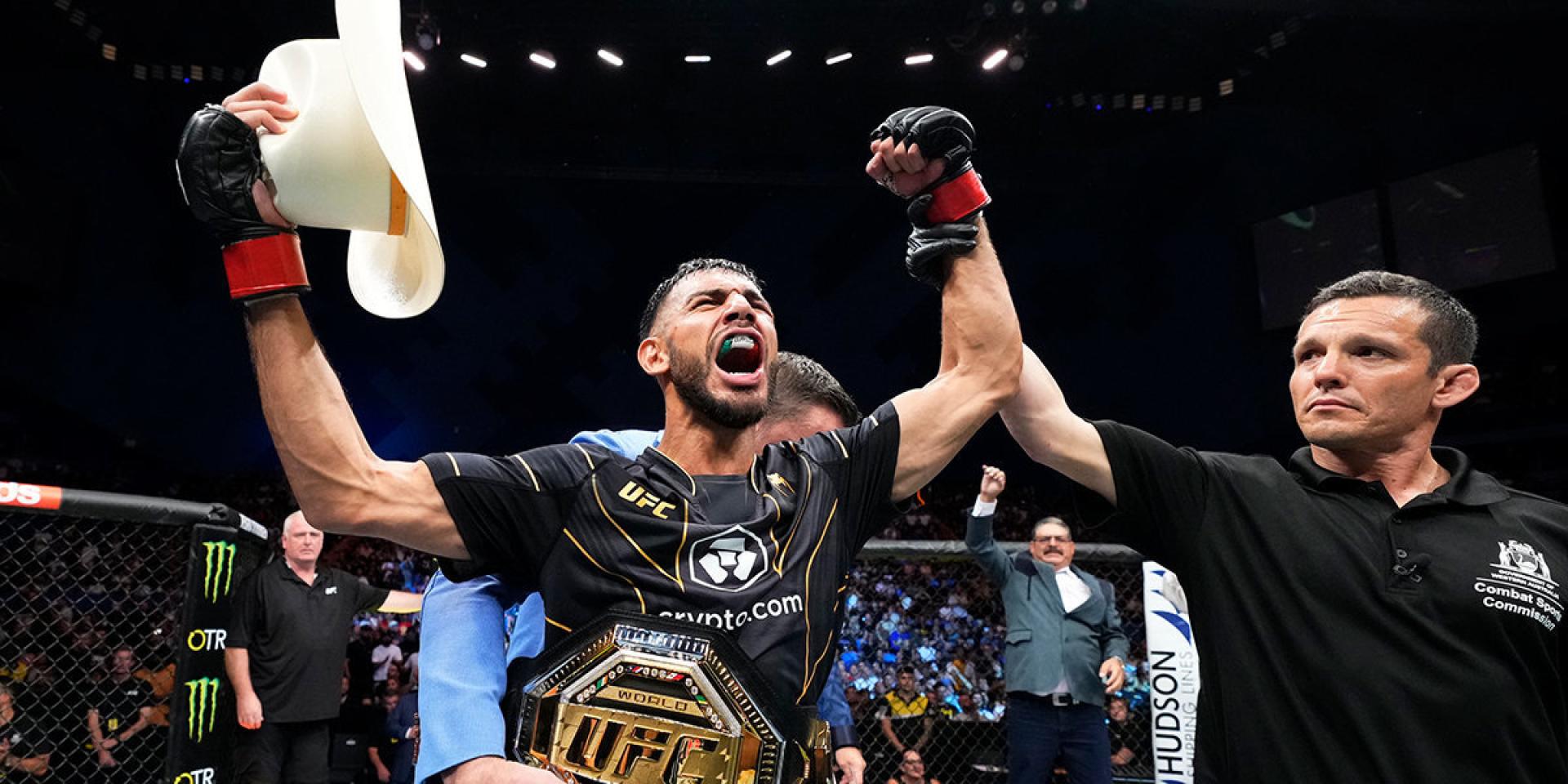 Экс-чемпион UFC перешел сменил весовую категорию