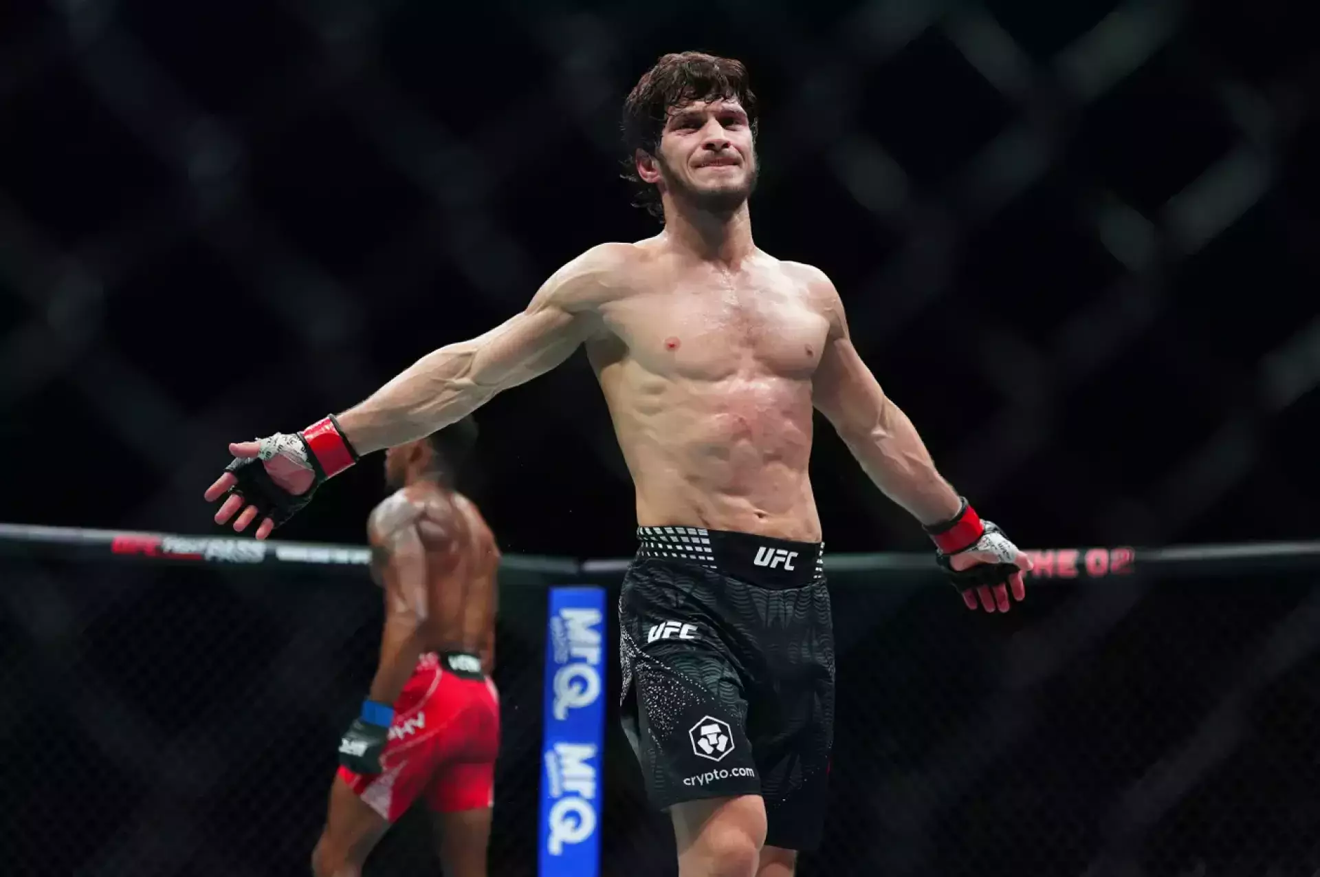 UFC 333 может получить титульный бой Евлоева и Волкановски